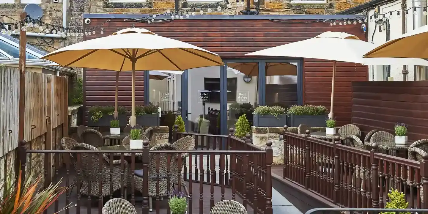 HDV St Andrews Al fresco with umbrellas 