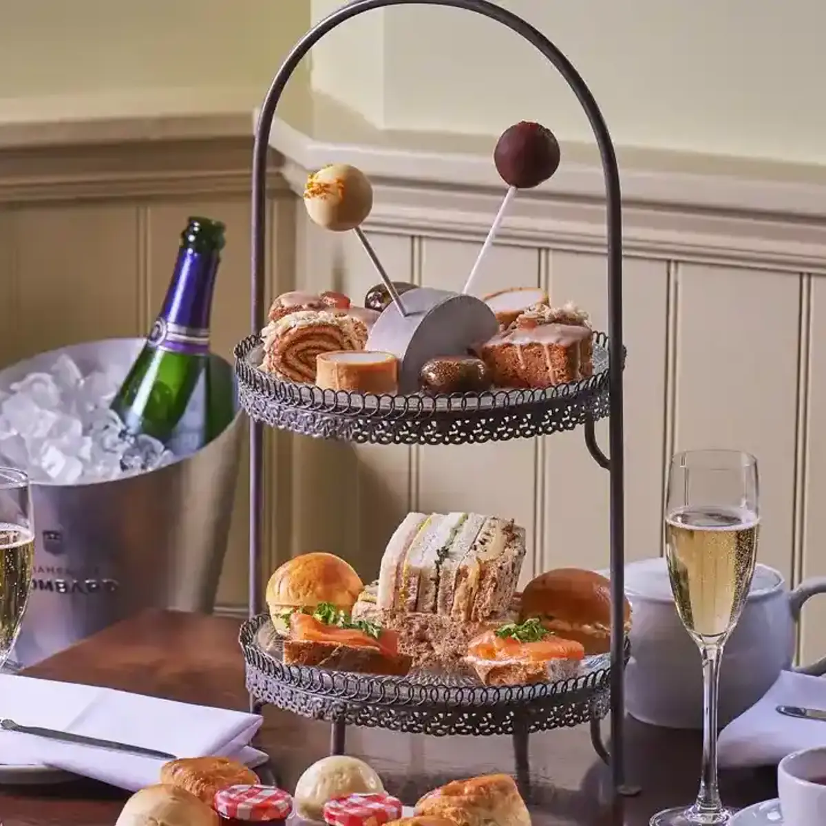 HDV Afternoon Tea with a sandwich and cake stand (4)