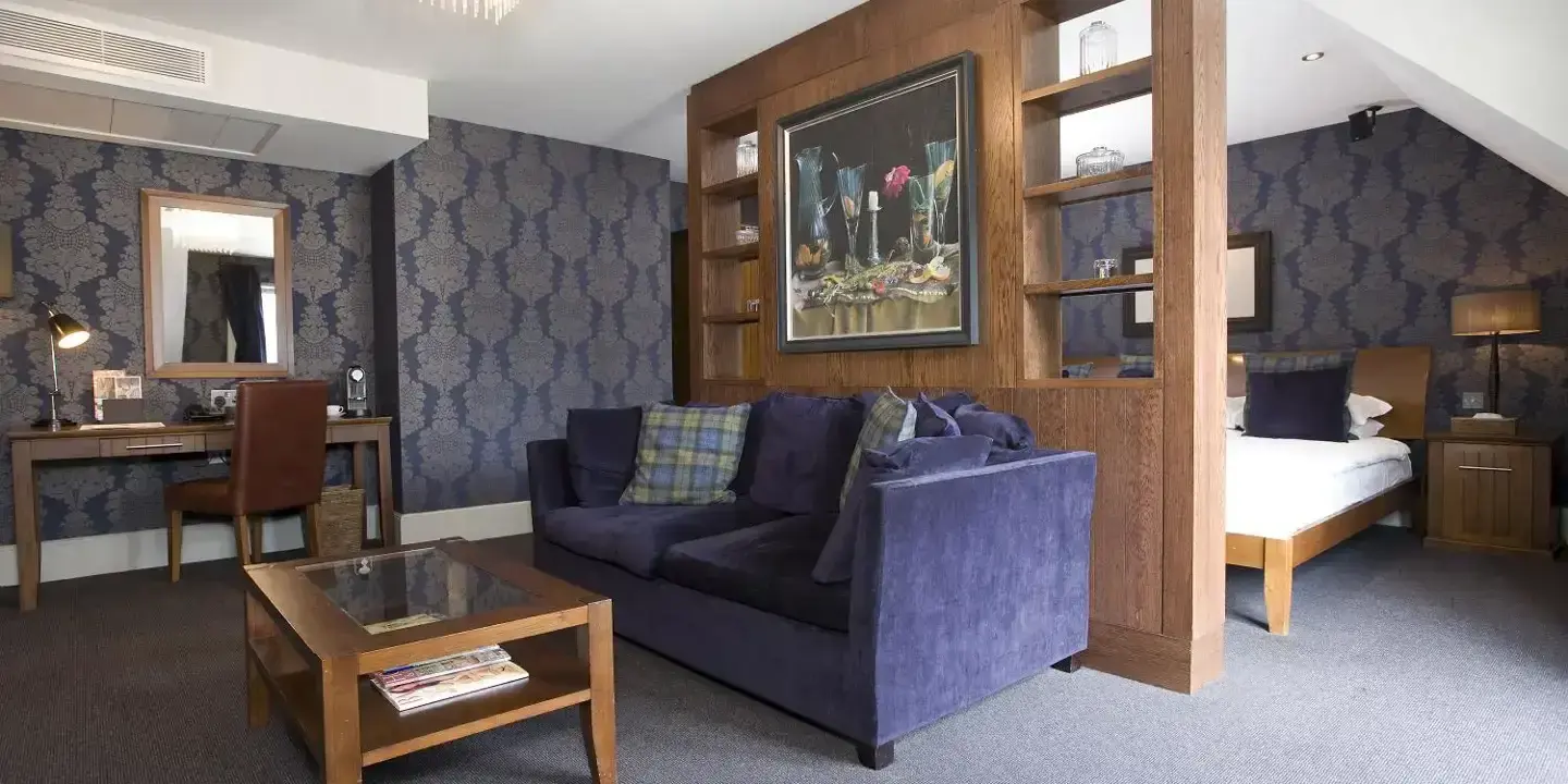 HDV Edinburgh Signature Suites with blue sofa (1)