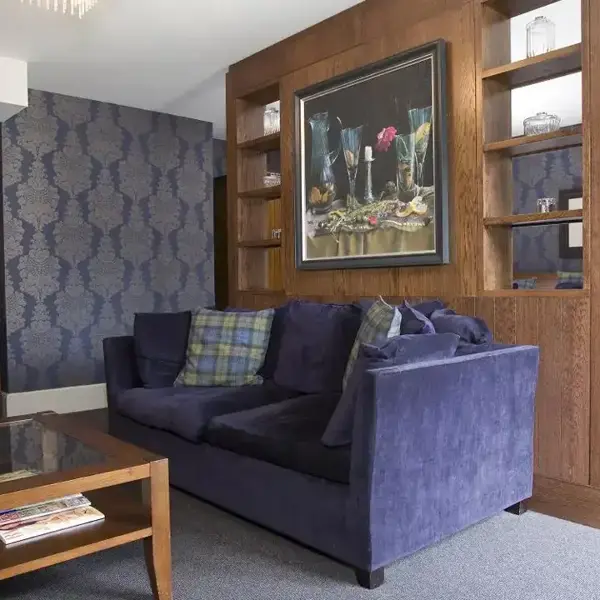 HDV Edinburgh Signature Suites with blue sofa (1)