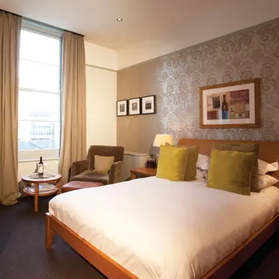 HDV Cheltenham Deluxe Rooms (6)